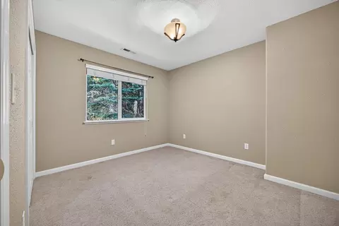Bedroom - 119 Meadowview Ct, Arnold, CA 95223 photo 6 of 7