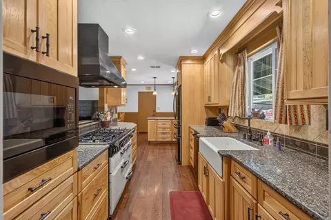Kitchen - 5000 Patric Way, Carmichael, CA 95608 photo 1 of 7
