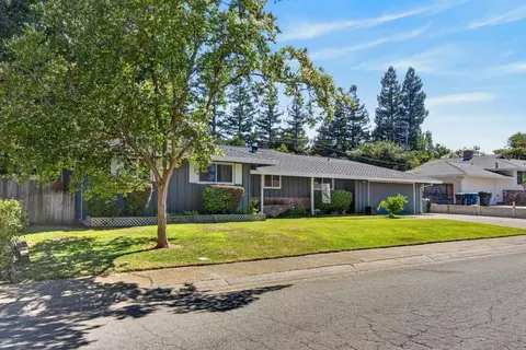 Exterior - 5000 Patric Way, Carmichael, CA 95608 photo 3 of 14