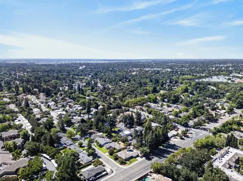 View/Area - 5000 Patric Way, Carmichael, CA 95608 photo 4 of 6