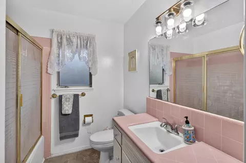 Bath - 5000 Patric Way, Carmichael, CA 95608 photo 1 of 3