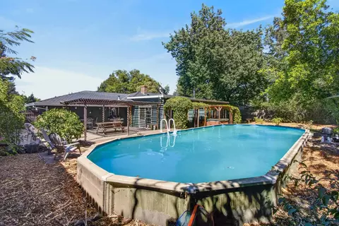 Exterior - 5000 Patric Way, Carmichael, CA 95608 photo 7 of 14