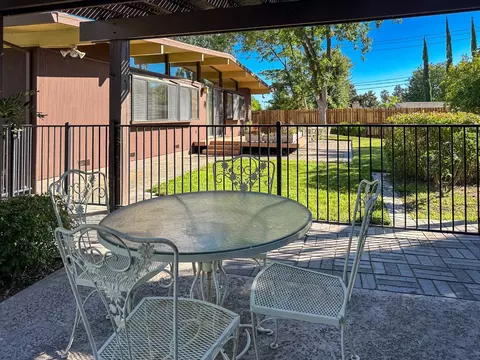 Exterior - 6222 Cameo Ct, Carmichael, CA 95608 photo 13 of 22