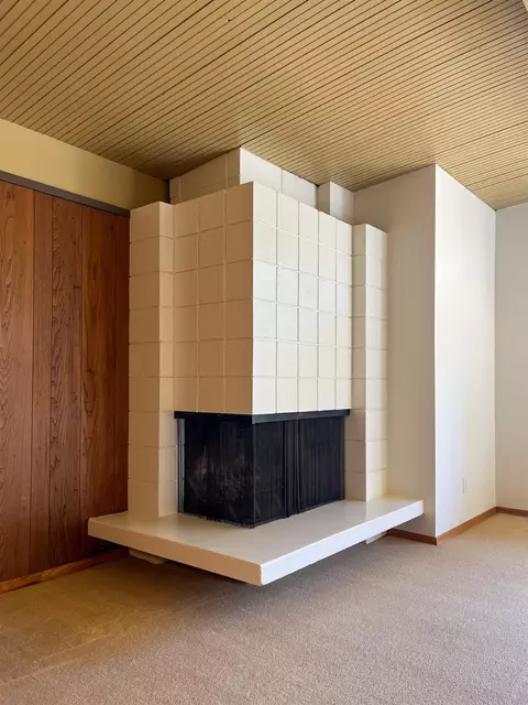 Living - 6222 Cameo Ct, Carmichael, CA 95608 photo 6 of 8