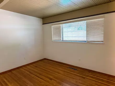 Bedroom - 6222 Cameo Ct, Carmichael, CA 95608 photo 5 of 5