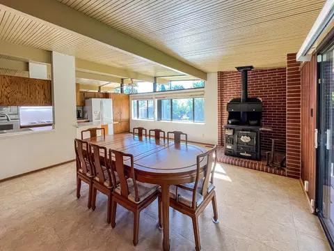 Dining - 6222 Cameo Ct, Carmichael, CA 95608 photo 4 of 5