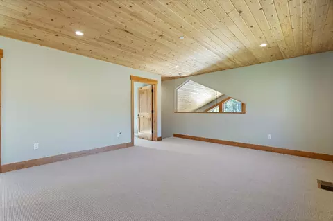 Bedroom - 7163 Mount Ralston Rd, Twin Bridges, CA 95735 photo 5 of 9