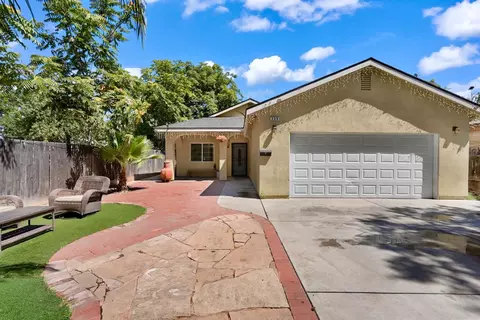 Exterior - 308 Ruberto St, Modesto, CA 95351 photo 2 of 3