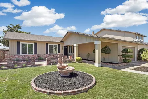 9555 Scarboro Pl, Stockton, CA 95209