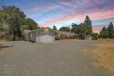 18851 Penn Valley Dr, Penn Valley, CA 95946