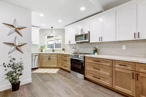 Kitchen - 1921 Imperial Ave, Davis, CA 95616 photo 3 of 6