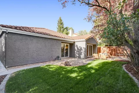 Exterior - 1921 Imperial Ave, Davis, CA 95616 photo 8 of 11