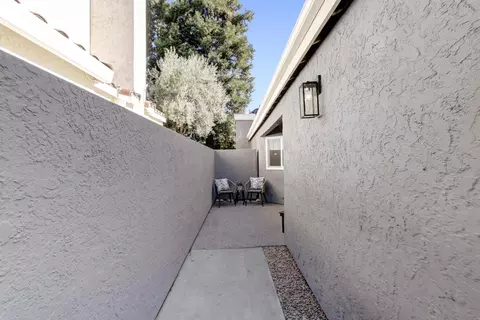 Exterior - 1921 Imperial Ave, Davis, CA 95616 photo 3 of 11