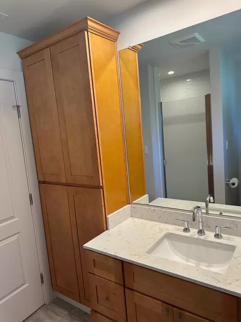 Bath - 4151 Bonanza Way, Loomis, CA 95650 photo 2 of 4