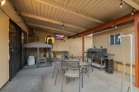 Exterior - 16074 Warfield Rd, Lathrop, CA 95330 photo 4 of 6