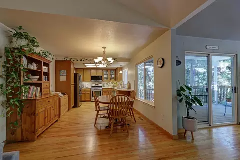 Dining - 20091 Eaglecrest Dr, Foresthill, CA 95631 photo 1 of 2