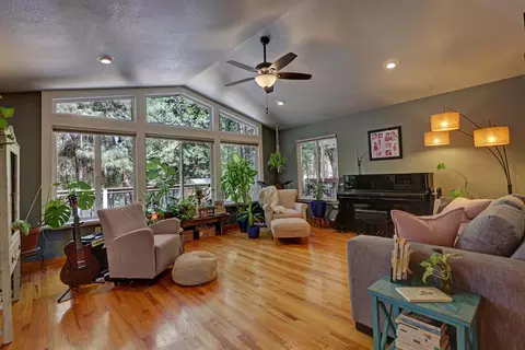 Living - 20091 Eaglecrest Dr, Foresthill, CA 95631 photo 1 of 2