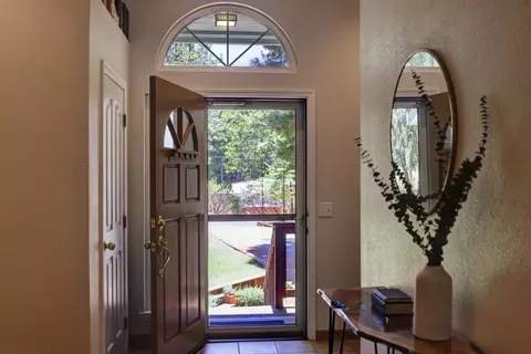 Entry Way - 20091 Eaglecrest Dr, Foresthill, CA 95631 photo 2 of 2