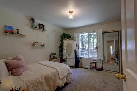 Bedroom - 20091 Eaglecrest Dr, Foresthill, CA 95631 photo 3 of 3