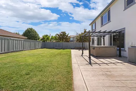 Exterior - 491 Millpond Ave, Lathrop, CA 95330 photo 9 of 10