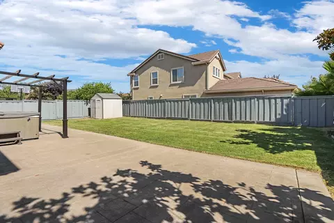 Exterior - 491 Millpond Ave, Lathrop, CA 95330 photo 6 of 10