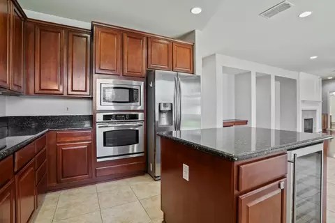 Kitchen - 491 Millpond Ave, Lathrop, CA 95330 photo 2 of 5