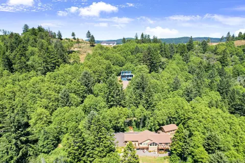 View/Area - 150 Charts Ct, Smith River, CA 95567 photo 8 of 8