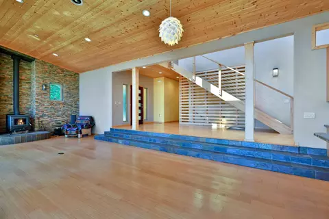 Living - 150 Charts Ct, Smith River, CA 95567 photo 6 of 6