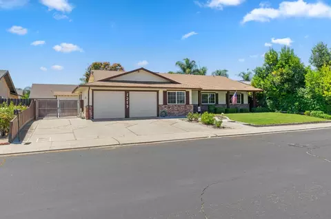 Exterior - 1279 Nana Pl, Manteca, CA 95336 photo 8 of 9
