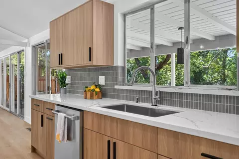 Kitchen - 2241 Shelfield Dr, Carmichael, CA 95608 photo 4 of 4