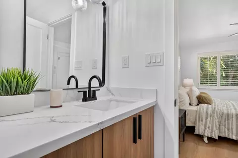 Bath - 2241 Shelfield Dr, Carmichael, CA 95608 photo 4 of 6