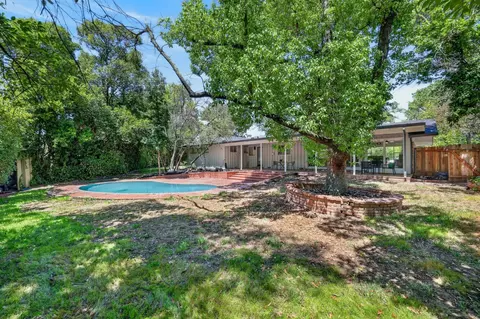Exterior - 2241 Shelfield Dr, Carmichael, CA 95608 photo 9 of 15