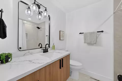 Bath - 2241 Shelfield Dr, Carmichael, CA 95608 photo 5 of 6