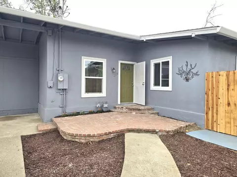 206 Hills Ct, Sacramento, CA 95838