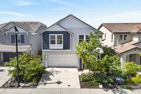 Exterior - 4333 White Fir Loop, Rocklin, CA 95677 photo 5 of 7