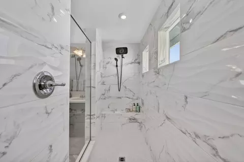 Bath - 4333 White Fir Loop, Rocklin, CA 95677 photo 3 of 4