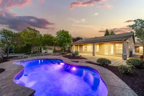 2048 Fallen Leaf Ln, Lincoln, CA 95648