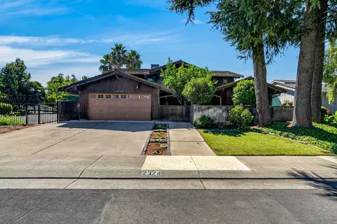 2324 Rosemarie Ln, Stockton, CA 95207