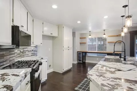 Kitchen - 806 Ahern Ct, Turlock, CA 95382 photo 3 of 3