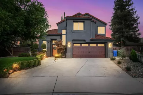 Exterior - 806 Ahern Ct, Turlock, CA 95382 photo 2 of 15