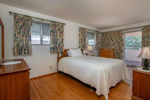 Bedroom - 9156 Crown St, Orangevale, CA 95662 photo 4 of 5