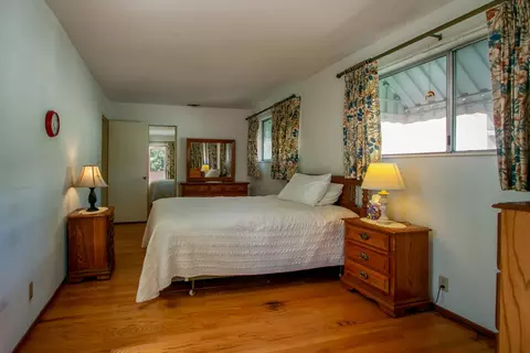 Bedroom - 9156 Crown St, Orangevale, CA 95662 photo 5 of 5