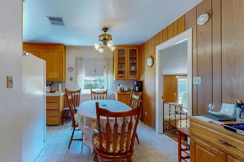 Dining - 9156 Crown St, Orangevale, CA 95662 photo 1 of 2