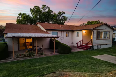 Exterior - 9156 Crown St, Orangevale, CA 95662 photo 6 of 11
