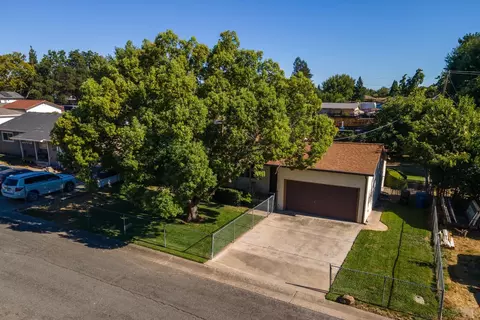 View/Area - 9156 Crown St, Orangevale, CA 95662 photo 3 of 4