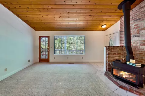 Living - 1731 Jacobs Way, Placerville, CA 95667 photo 5 of 6