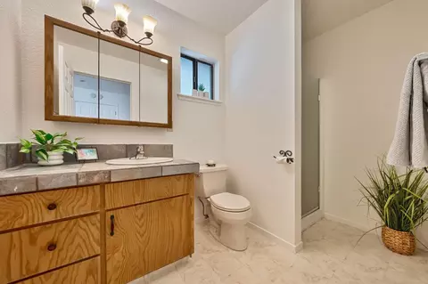 Bath - 1731 Jacobs Way, Placerville, CA 95667 photo 6 of 6