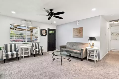 Living - 1462 W 4th St, Ripon, CA 95366 photo 2 of 2