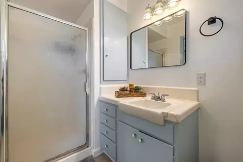 Bath - 335 E Robinhood Dr, Stockton, CA 95207 photo 3 of 3