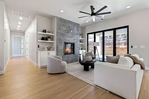 3284 Oxford Rd, Cameron Park, CA 95682
